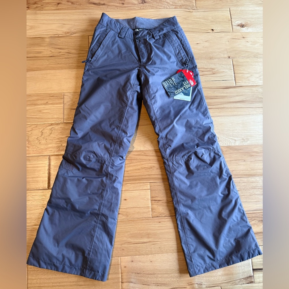 The North Face Sally Freeride Snow Pants, women’s XS, relaxed fit